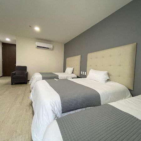 Hotel Hr Amada קוקוטה מראה חיצוני תמונה
